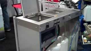 SEMA 2013: Jay demonstrates the Uni-Ram UW300 cleaner at the SEMA convention