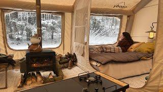 CAMPING IN THE COMFORT OF HOME IN A 2-ROOM TENT IN DENSE SNOW