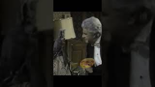 Dracula can't afford lox (Pilot for Mr. & Mrs. Dracula, 1980)