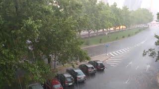 Intensa lluvia de granizo en Madrid