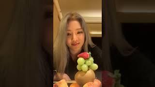 191121 Hyoyeon - IG Live Stream