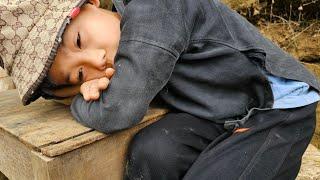 The silent sadness of a poor boy and his journey to overcome his fate.
