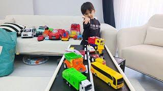 Ali yagizin oyuncak arabaları hot wheels