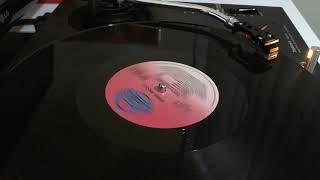 Maria Nicole ‎– Give A Little Love (Freestyle Club)