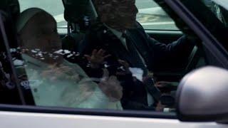 Pope Francis leaves hospital | Raw video