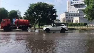 В центре Благовещенска затопило улицу Ленина