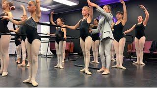 Ballet class beginners to intermediate ( JDI dance company )