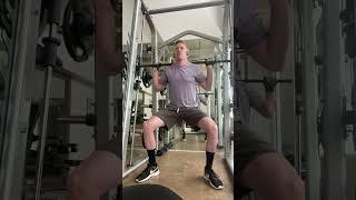 Beginner Smith squat: half squats to protect the lower back ￼