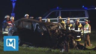 Tödlicher Unfall im Landkreis Weilheim: 67-jähriger Tutzinger prallt frontal gegen Baum