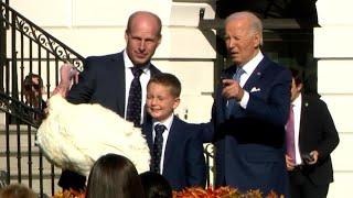 Joe Biden pardons Thanksgiving turkey (Nov. 25, 2025)