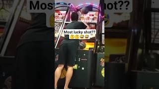 [WATCH TILL END] Is this the most lucky shot?? (street basketball arcade) 