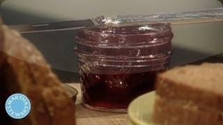 Throwback Thursdays: Classic Homemade Concord Grape Jelly - Martha Stewart