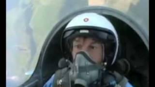 Aéronautique: Nicolas Hulot sur Su-27 & MiG-25