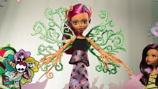 The Monster High Ghouls Grow a Garden Party | Spring Into Action | Monster High