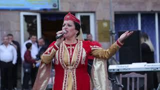 Ashux Astxanush - Hayastani Sirunnere at Concert Աչաջուր 06.05.2019