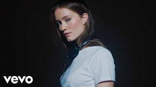 Sigrid - Sucker Punch