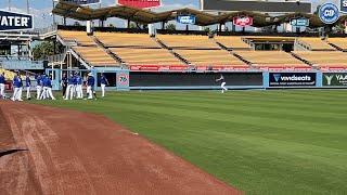 2024 NLDS: Clayton Kershaw's long toss routine before Dodgers workout