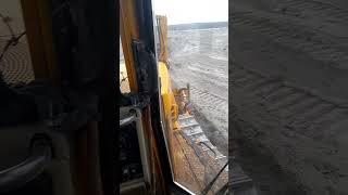 Всем труженникам- здоровья!)
