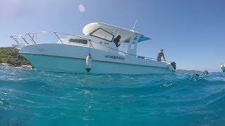 LONE WOLF CHARTERS / Boat Charter / La Digue - Seychelles