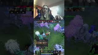 ЭМОКОРОЛЬ МИД АНДАИНГ В ДОТА2 #dota2 #dota #twitch #дота2