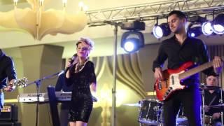 Iulia Dumitrache & Band - Colaj slagare romanesti