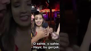 100 dolar kazanmak için memelerini açıyor #gecehayatı #keşfet #alkol #bar #meme