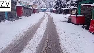 walk in snow fall in ziarat...5.1.2024