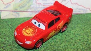 Mattel Disney Cars on the Road Trip Lightning McQueen (New Paint Job) 2022