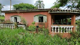 A IMPRESSIONANTE CASA QUE TINHA TUDO DENTRO - EU NUNCA VI TANTA COISA NUMA CASA ABANDONADA