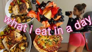 what i eat in a day 2023 | mia paris