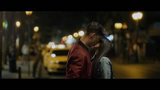 Dare to Kiss by Dentyne