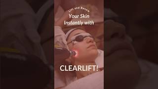 Such a vibe at your favorite skin clinic ‍️