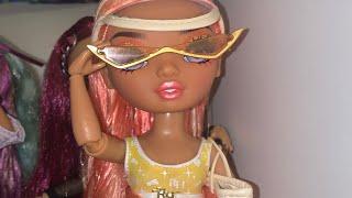 Rainbow high Pacific coast Simon￼e summers￼ doll