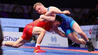 Spencer Lee Has A Close Battle With Wanhao Zou | 2024 World Olympic Qualifier