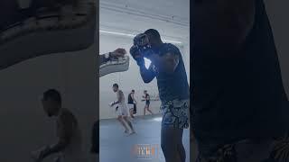 ELITE KICKBOXING PADWORK FT/TRESEAN GORE #boxing #fightcamp #mma #muaythai #KICKBOXING #padwork