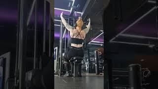 Back Day at 11 Weeks Pregnant