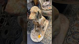 Продано , две статуи охотничьи собаки . Antique store