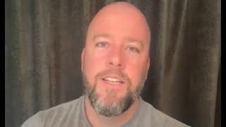 Chris Sullivan (This is Us) on transforming 'clownish' Toby into 'somebody with real responsibility'