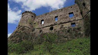 В замке Вайрано (Южная Италия) / Castello di Vairano (Southern Italy)