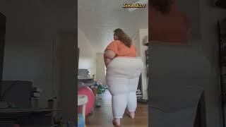 BBW White Girl ~  Well Know Curvy Fashion Model Hayley Bio Facts Age Netwoth