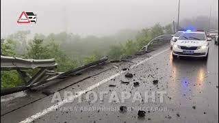 Автовоз улетел с трассы Седанка – Патрокл во время дождя