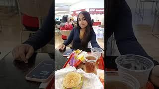 evaldo fraga sua filha no shopping