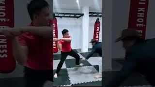 Chiêu chống gậy ngắn đọc lạ Loi Tran Karate | the real karate’s moves to against short stick