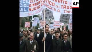 SYND 26 11 69 BUS AND STREET CAR STRIKE IN ROME