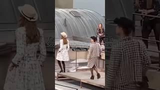 Gigi stopped a runway crasher from ruining the show#shorts #model #supermodel #fashion #runway