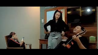 SATRU Akustik _ Happy Asmara  Ft. Denny Caknan ll romantis