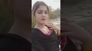 World most beautiful girl || pathan girl on mobile for the first time || Local girl video