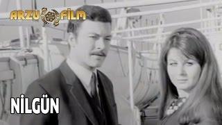 Nilgün | Kartal Tibet & Fatma Girik & Münir Özkul - Siyah Beyaz Filmler