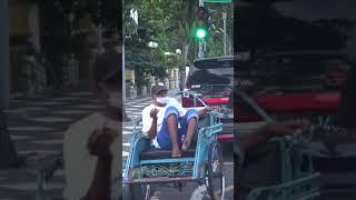 PRANK NGERJAIN TUKANG BECAK