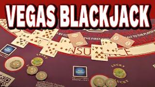 TWO HANDED BLACKJACK IN LAS VEGAS